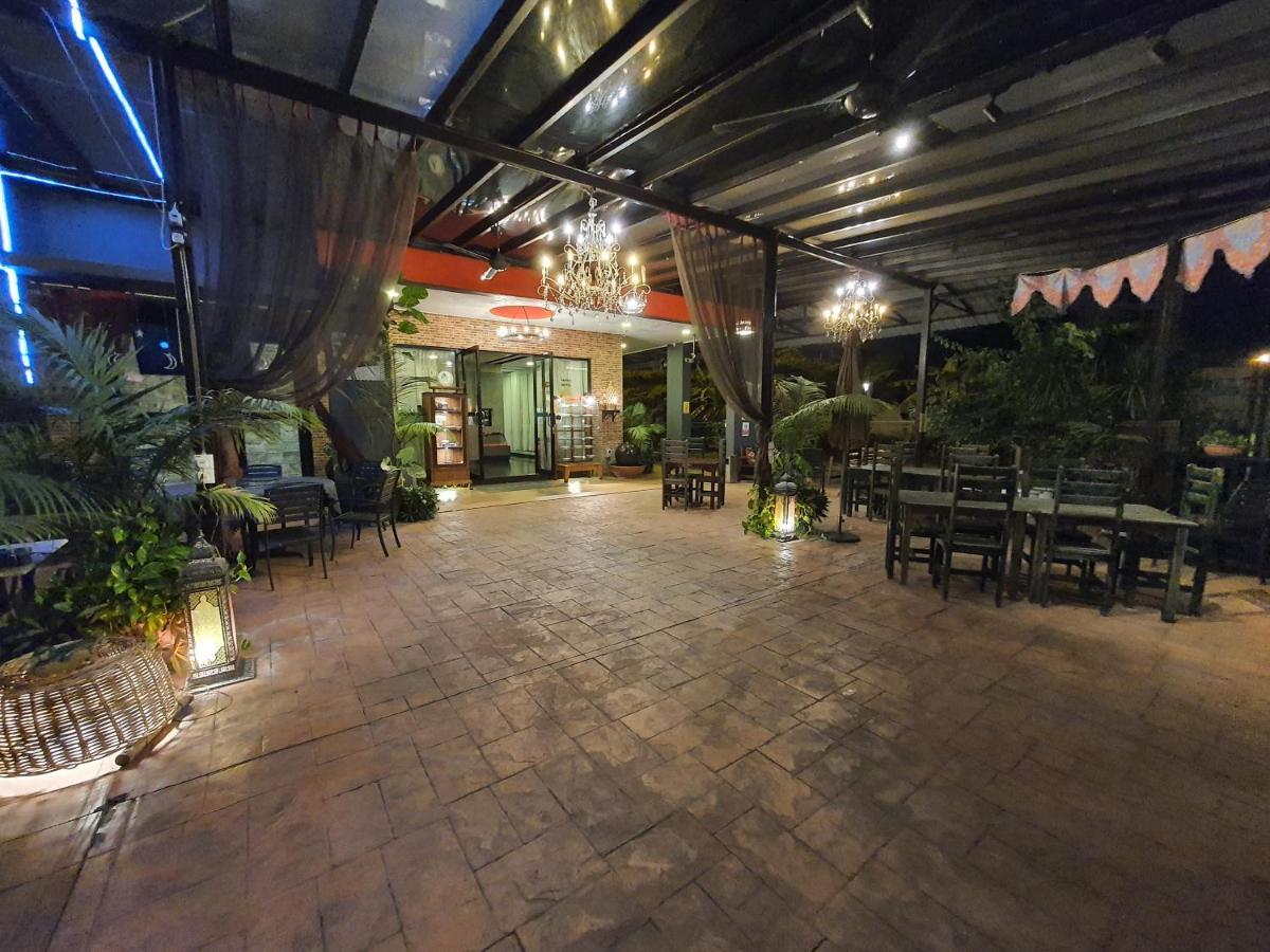 Cute Hotel & Dorms Ipoh Exterior photo