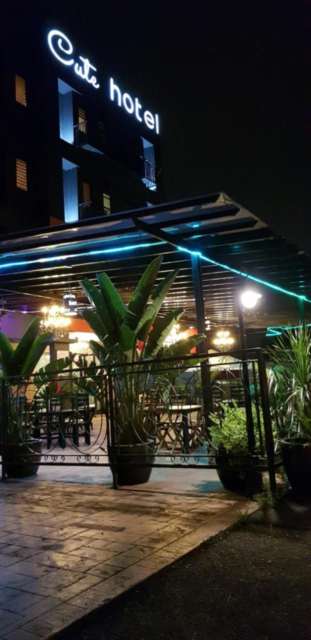 Cute Hotel & Dorms Ipoh Exterior photo